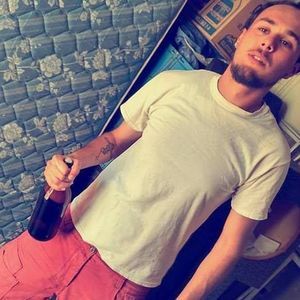 Meet your Posher, Lito